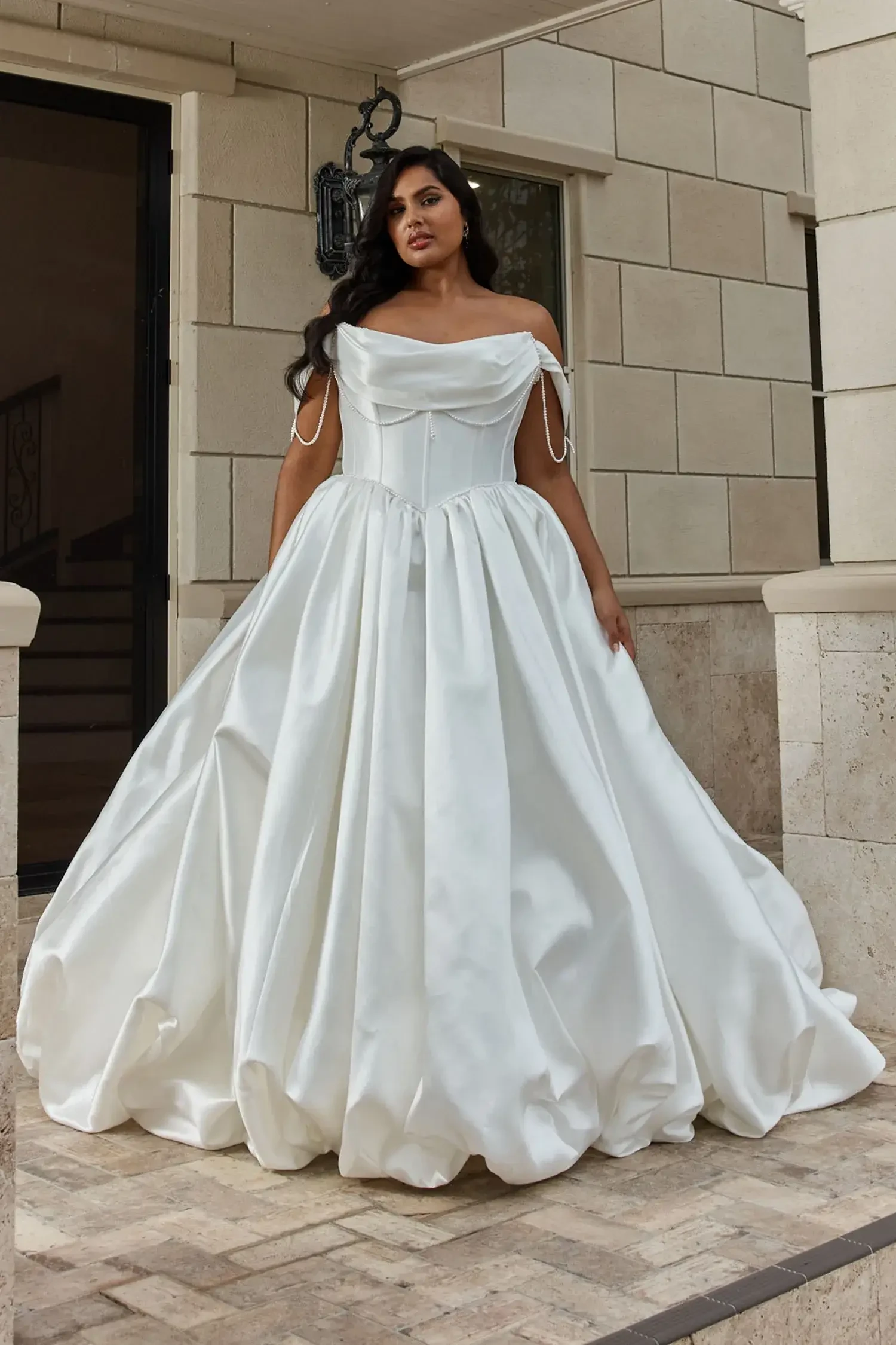 The Most Flattering Wedding Dress Silhouettes for Plus Size Brides Image