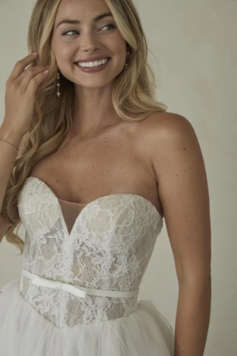 Serene by Madi Lane  Manette #1 thumbnail